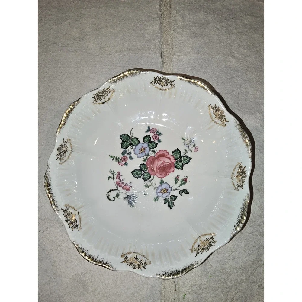 VTG Schwarzenhammer Bavaria Porcelain Reticulated Scalloped Bowl Floral‎